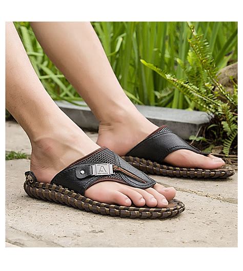 luxury flip flops men's.